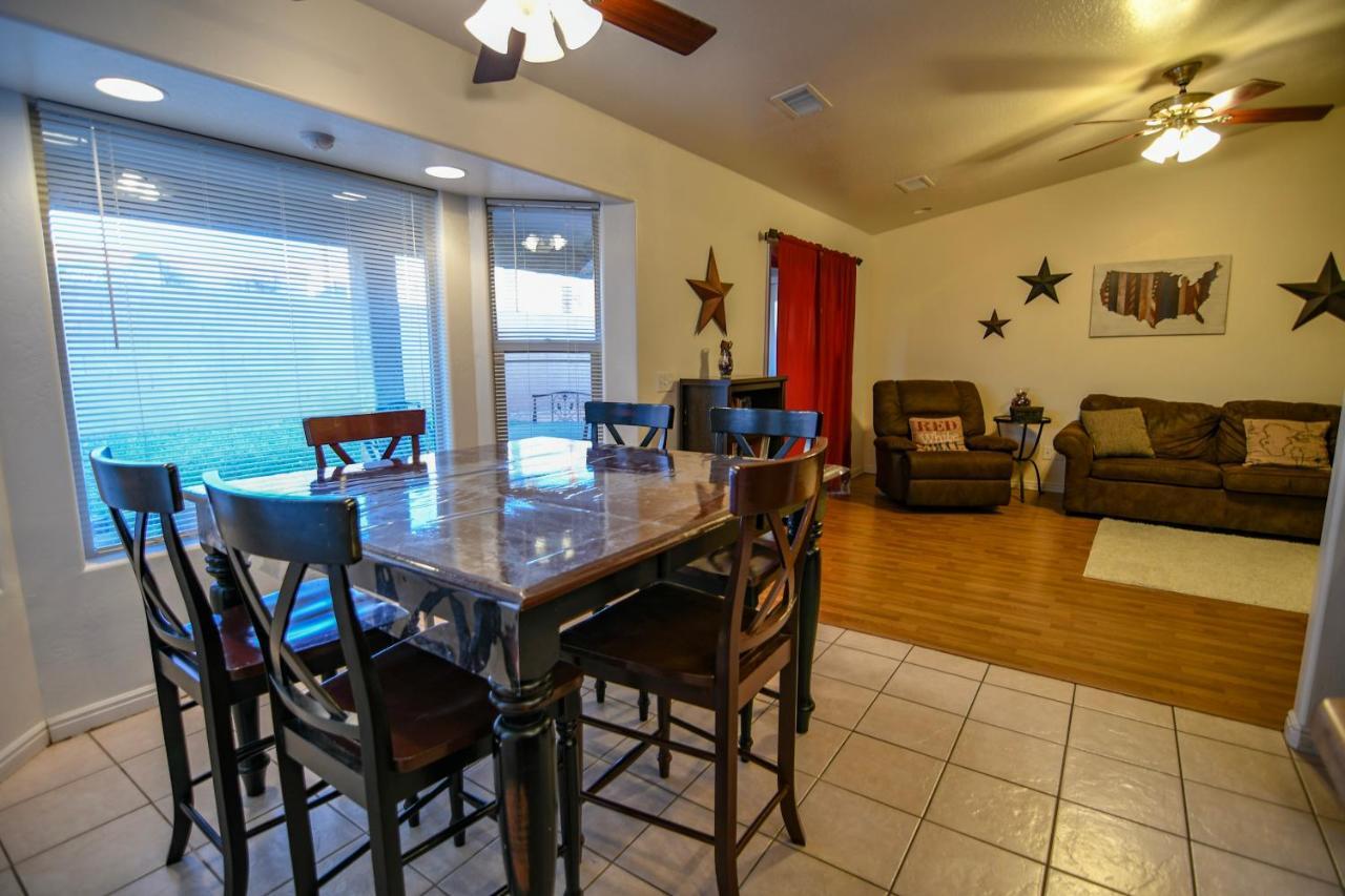 Lone Rock Retreat - 3-Bedroom Near Lake Powell เพจ ภายนอก รูปภาพ